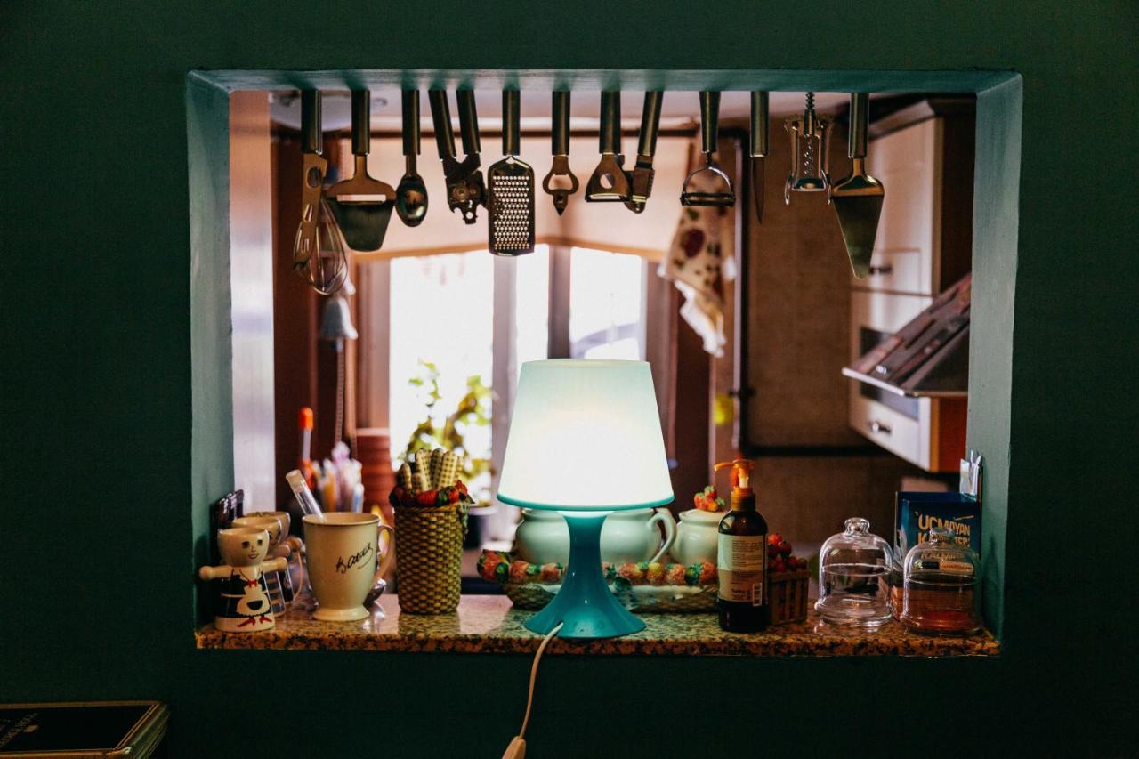 My Happy Home Hostel İzmir Buitenkant foto