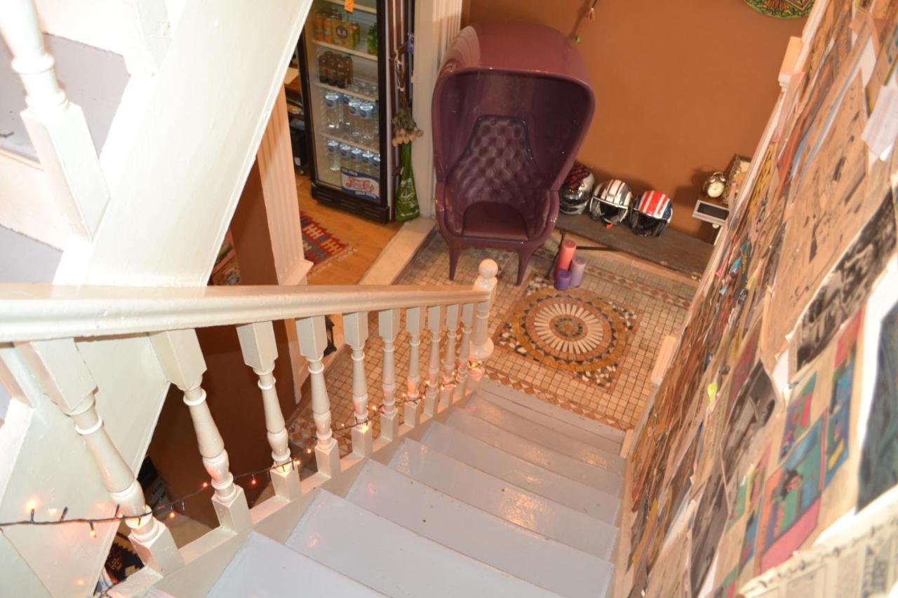My Happy Home Hostel İzmir Buitenkant foto